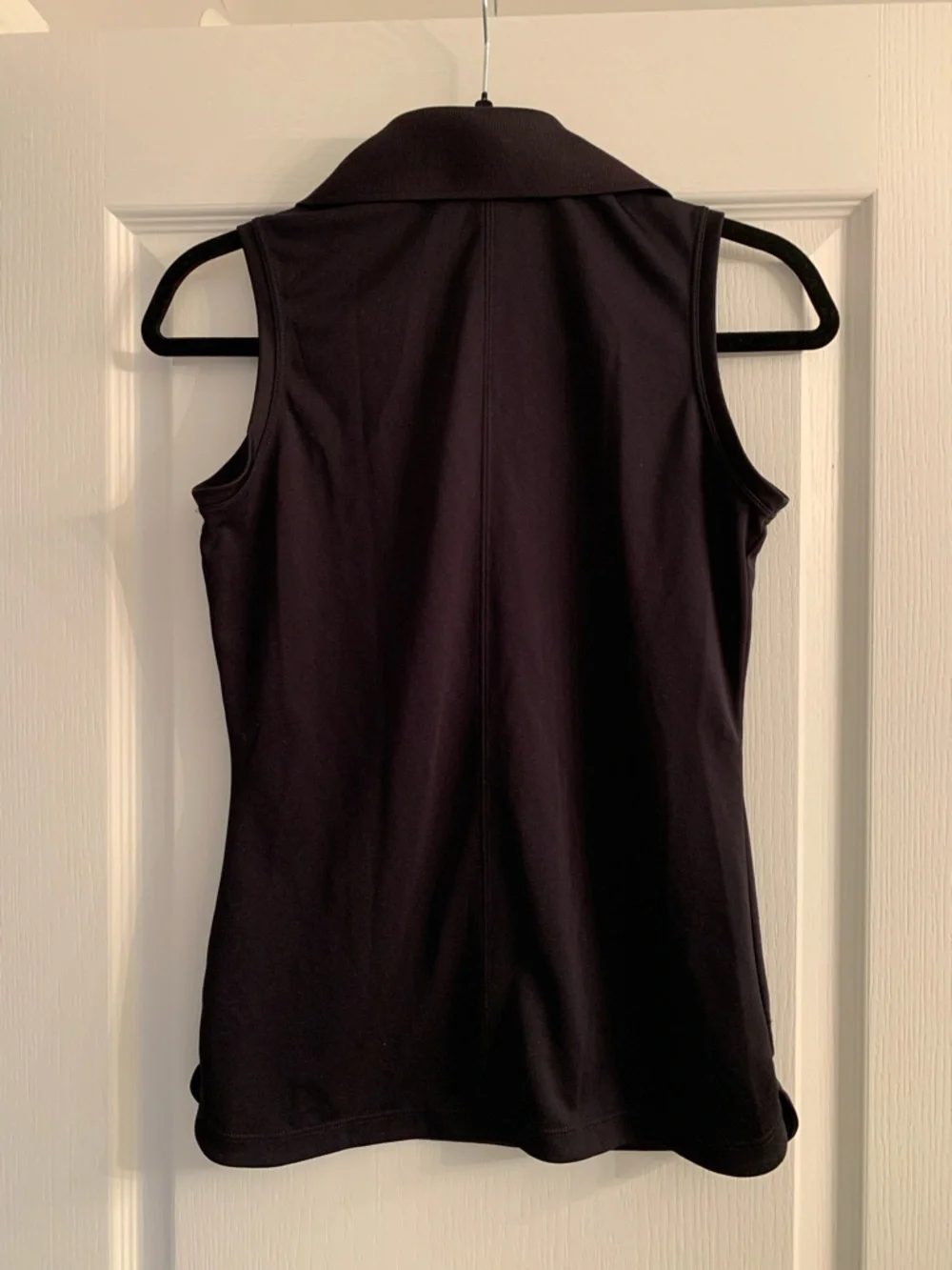 Nike Women’s Sleeveless Polo Golf Shirt - Black - Picture 2 of 3